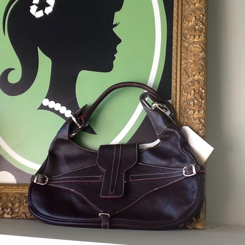 🆑Raisin colored Italian Leather Purse
